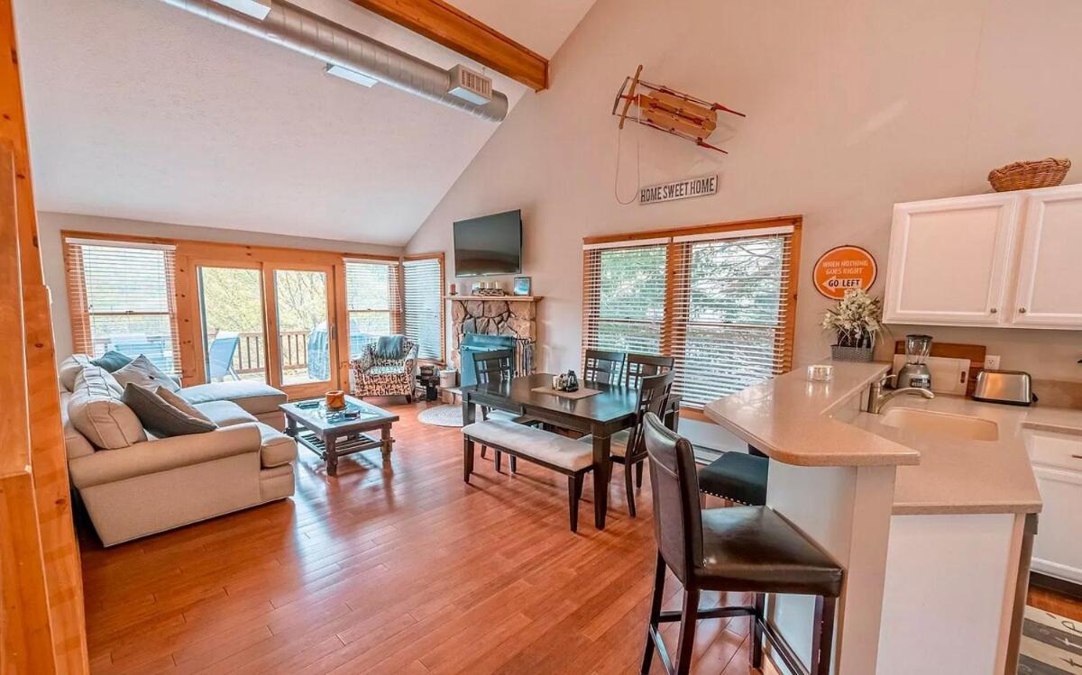 Holiday home Your Gateway To Pocono! *